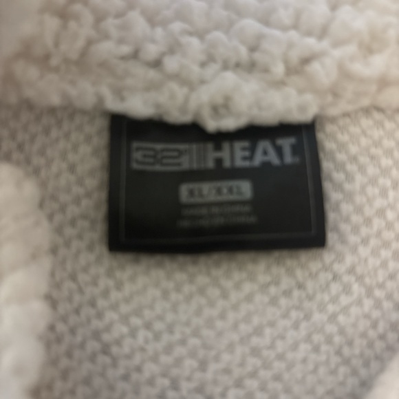 Cozy White Sherpa Jacket - Picture 4 of 4